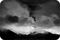 Fotografía montañas blanco y negro 

 ref:0003
