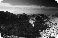 Fotografía montañas blanco y negro 

 ref:0011